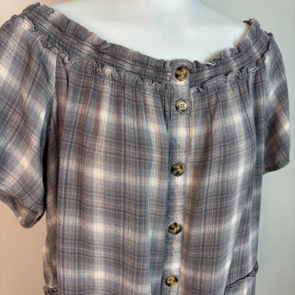 Maurices Top XL Gray Plaid Off-the-Shoulder Button Short Sleeve‎ Blouse Women's - Picture 2 of 12